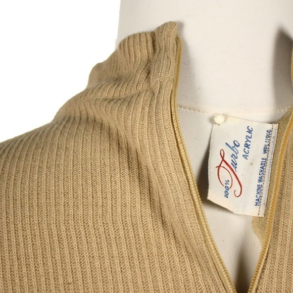 Vintage Tan Mock Turtle Neck Ribbed Sweater Top Deadstock 1970s Size L - Hey Viv - Picture 4 of 5